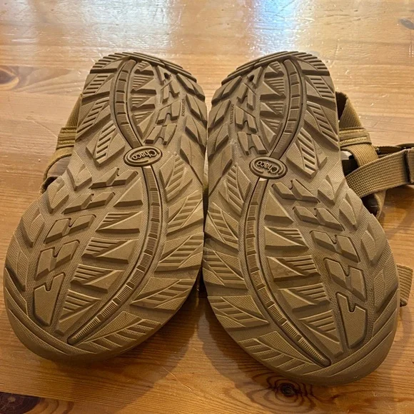 Chaco Tan Men's Sandals - Picture 9 of 10